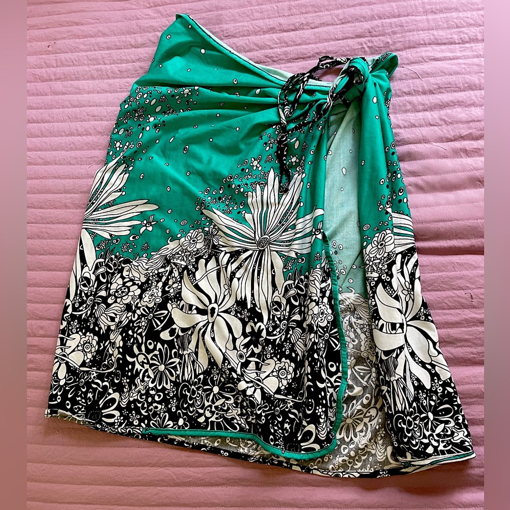 Green White & Black Summer Bikini Cover Up